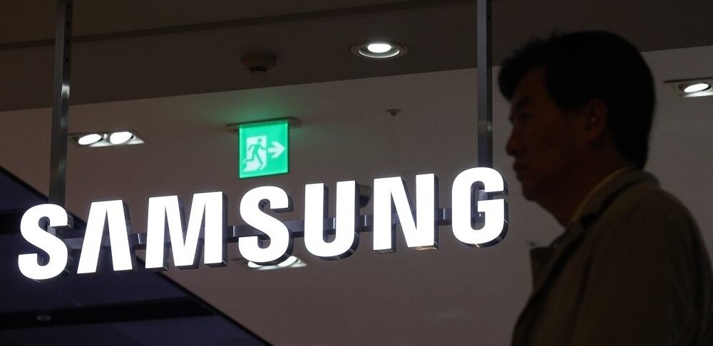  Samsung not planning to switch from Google to Bing on its devices: Report