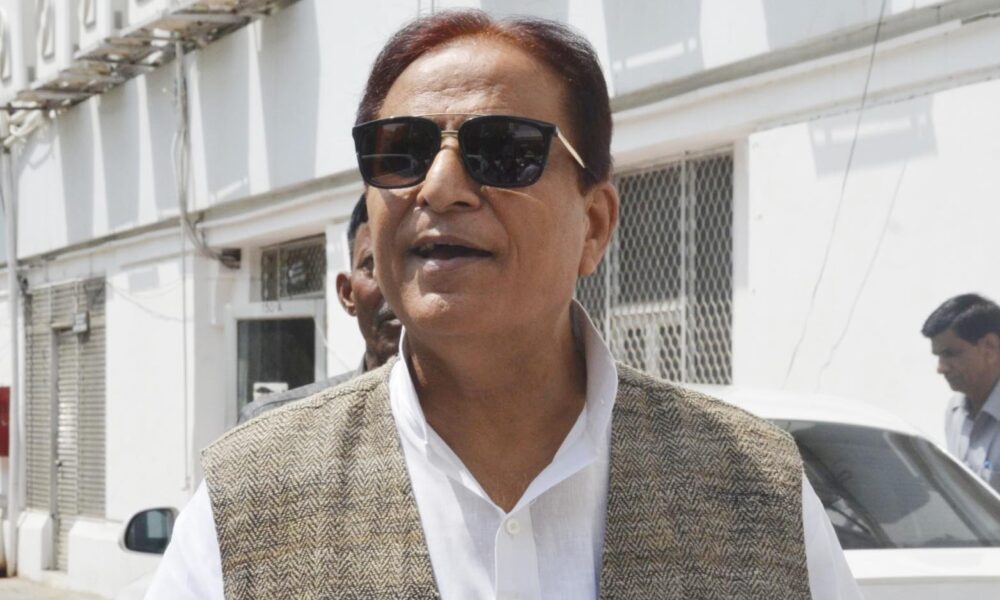  Azam Khan acquitted in hate speech case