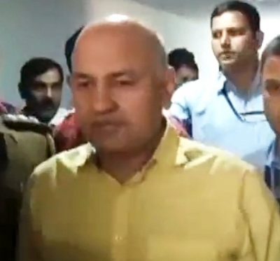  Excise policy case: Delhi HC adjourns hearing on Sisodia’s interim bail plea to May 10