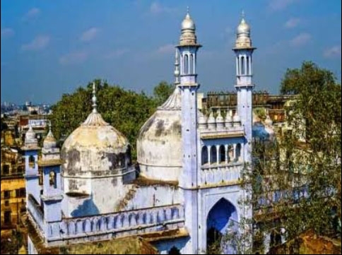  SC stays ASI survey of Gyanvapi mosque till 5 p.m. Wednesday