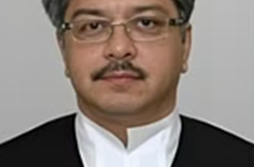  Ashish J. Desai sworn in as new Chief Justice of Kerala HC