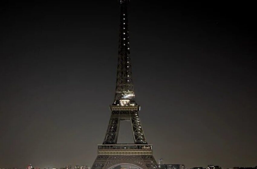  Eiffel tower goes dark to pay tribute to Morocco quake victims