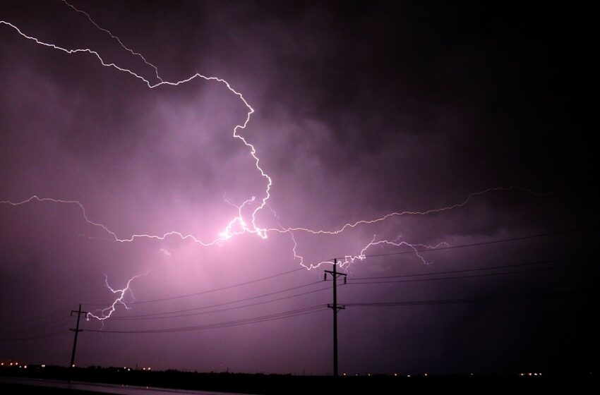  Scientists explain intense lightning phenomenon in Lucknow