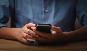  Over 4 hours of smartphone use daily may affect mental health